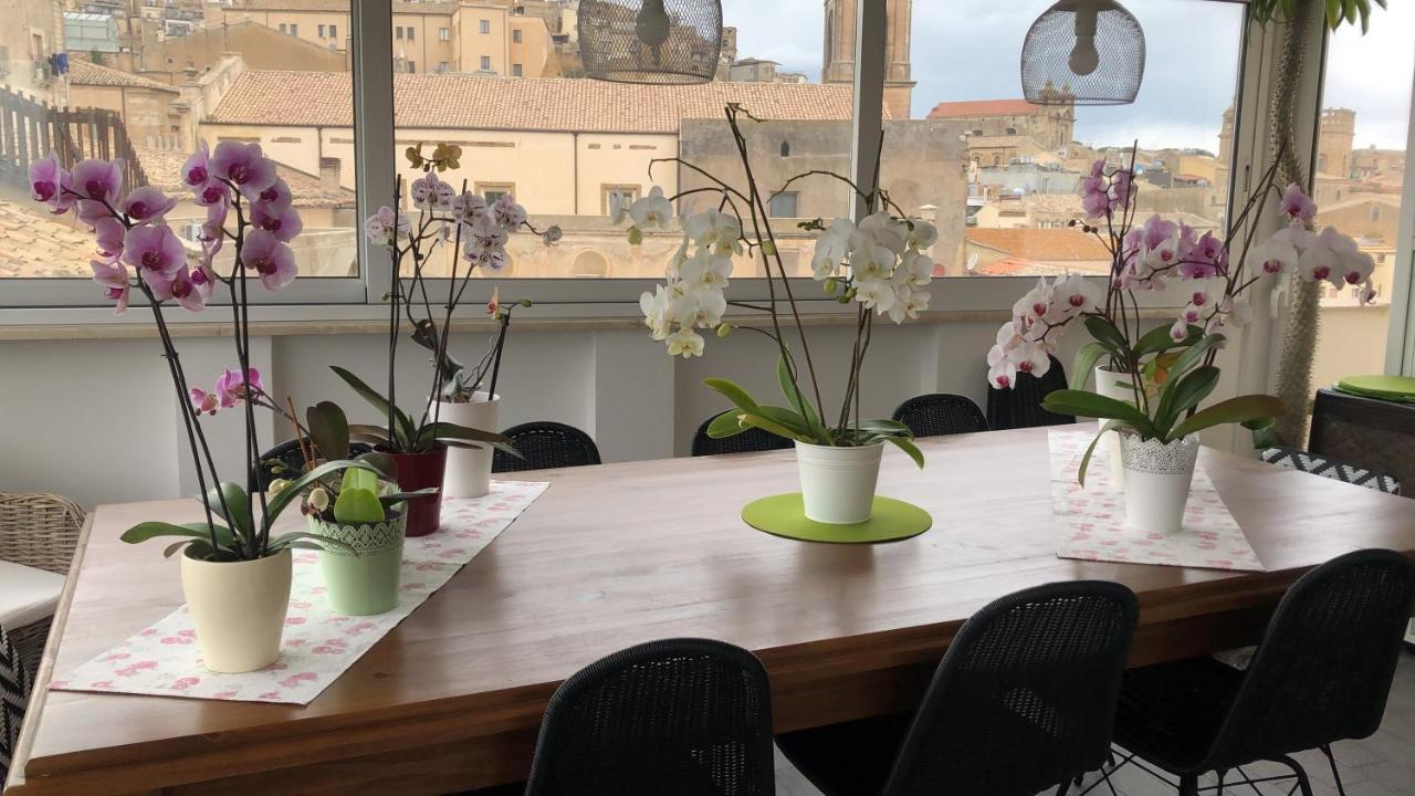 Attico Da Rosa Con Vista Spettacolare A 360 Gradi Lejlighed Caltagirone Eksteriør billede